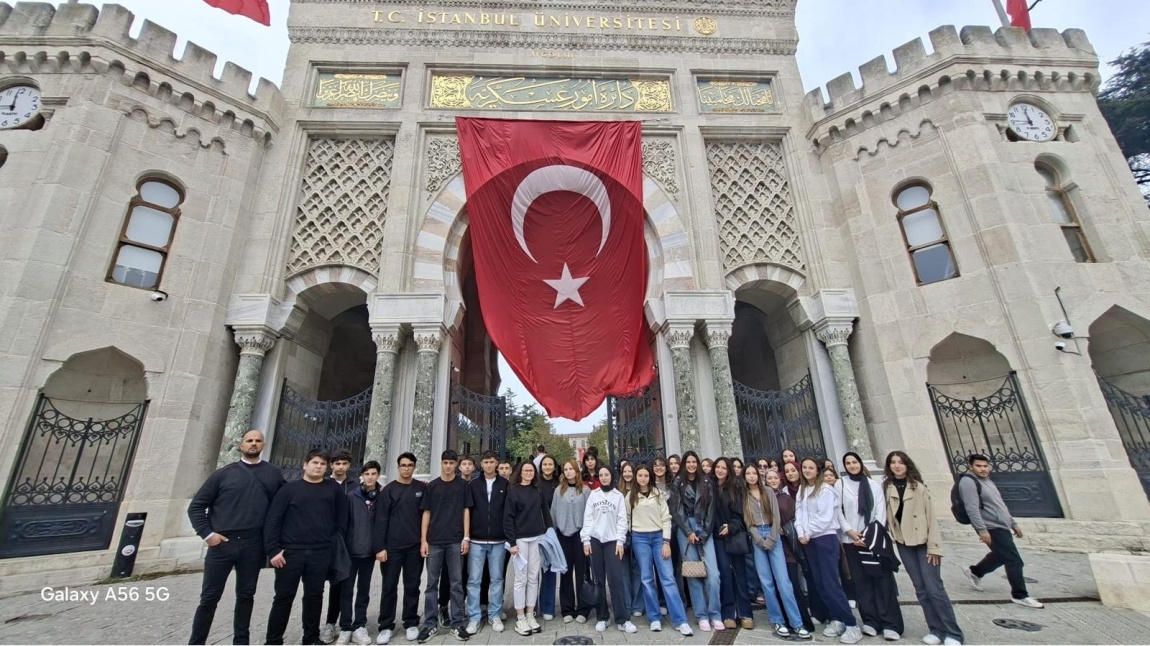 İSTANBUL ÜNİVERSİTESİ GEZİMİZ